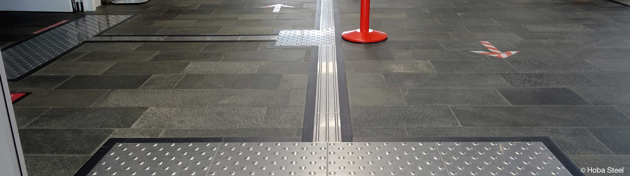 Taktiles Leitsystem für Barrierefreiheit im öffentlichen Raum