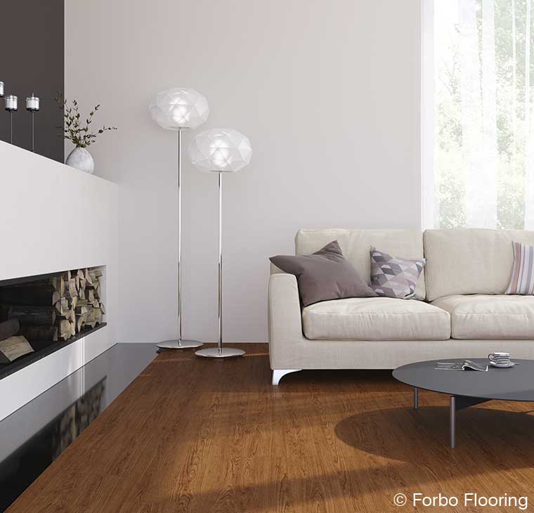 Wohnraum, Boden mit Designplanken, warmer Farbton